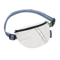 Bauchtasche aus recyceltem Segeltuch, wasserabweisend & robust