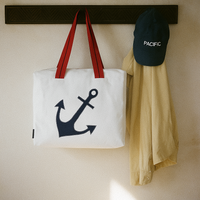 Strandtasche aus recyceltem Segeltuch, wasserabweisend & robust