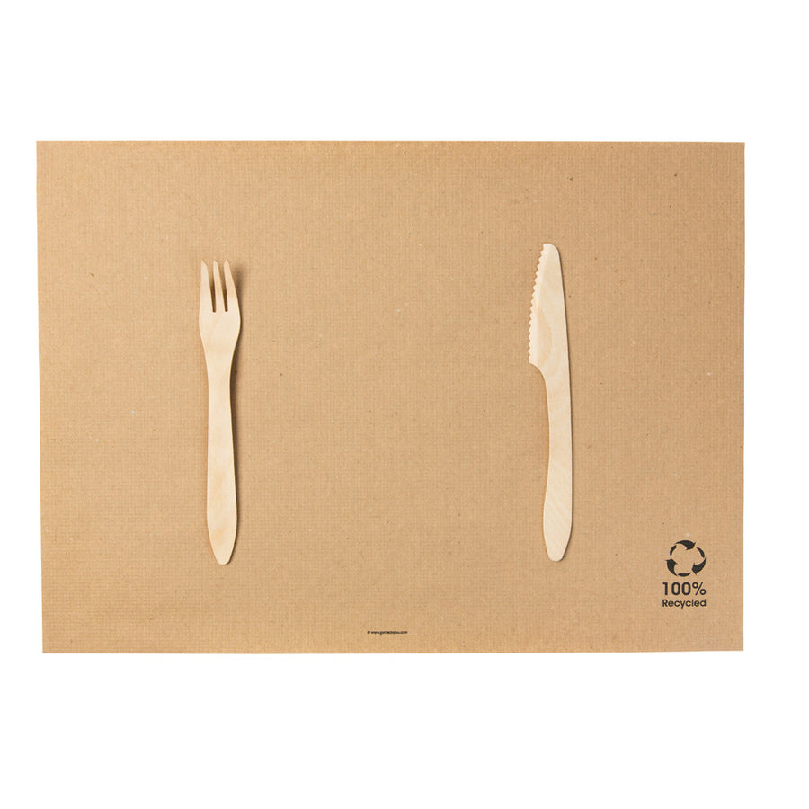 43 x 31 cm: Platz für Teller, Glas und Besteck