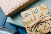 Geschenkpapier Set aus Recyclingpapier – Kraftpapier-Rollen